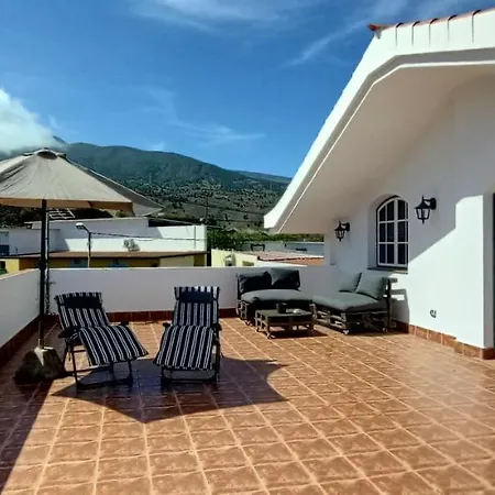 Casa Abona, Precioso Atico Con Wifi Gratis Y Vistas Increibles Al Mar Y La Montana Apartment