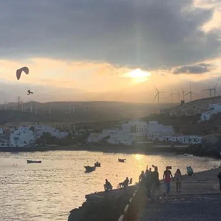 Casa Abona, Precioso Atico Con Wifi Gratis Y Vistas Increibles Al Mar Y La Montana *