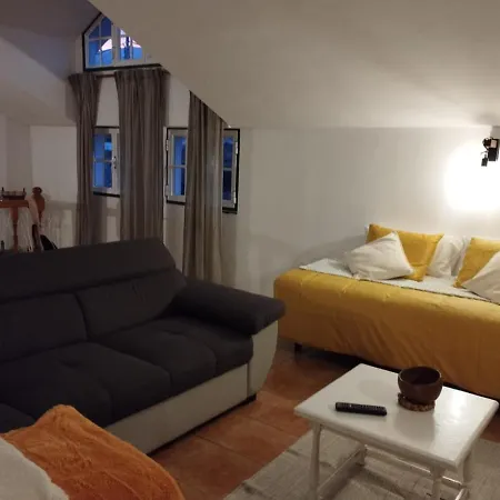 Casa Abona, Precioso Atico Con Wifi Gratis Y Vistas Increibles Al Mar Y La Montana